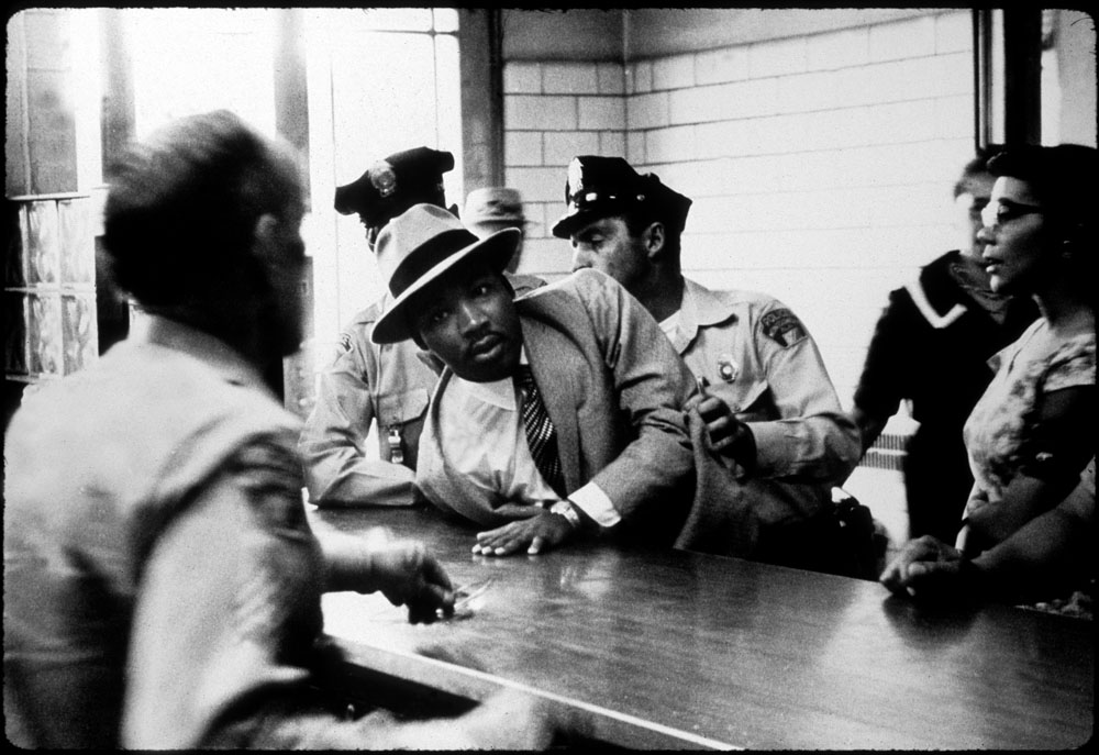 arrest of martin luther king jr. for trying to eat at an all white restaurant